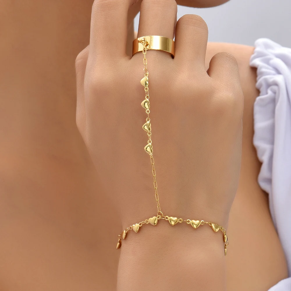 Simple Heart Pendant Chain Bracelet Link Connected Gold Plated Wide Finger Ring Bracelets for Women Link Hand Harness Jewelry