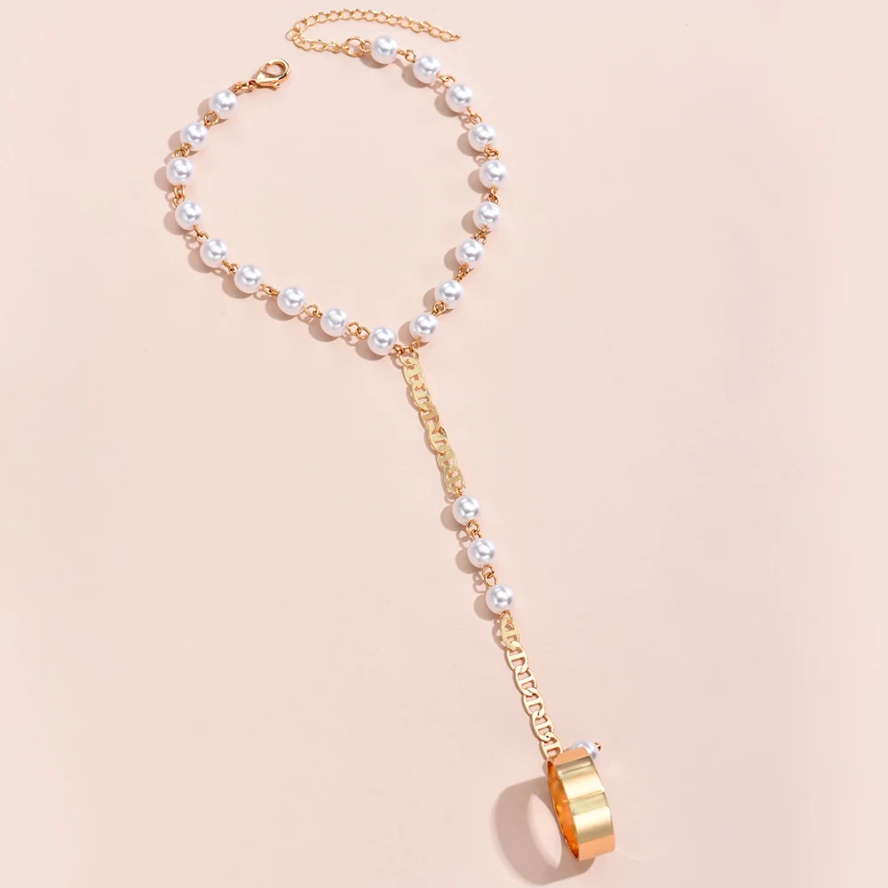 Simple Heart Pendant Chain Bracelet Link Connected Gold Plated Wide Finger Ring Bracelets for Women Link Hand Harness Jewelry
