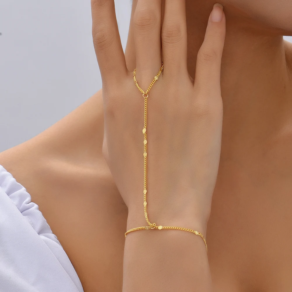 Simple Heart Pendant Chain Bracelet Link Connected Gold Plated Wide Finger Ring Bracelets for Women Link Hand Harness Jewelry