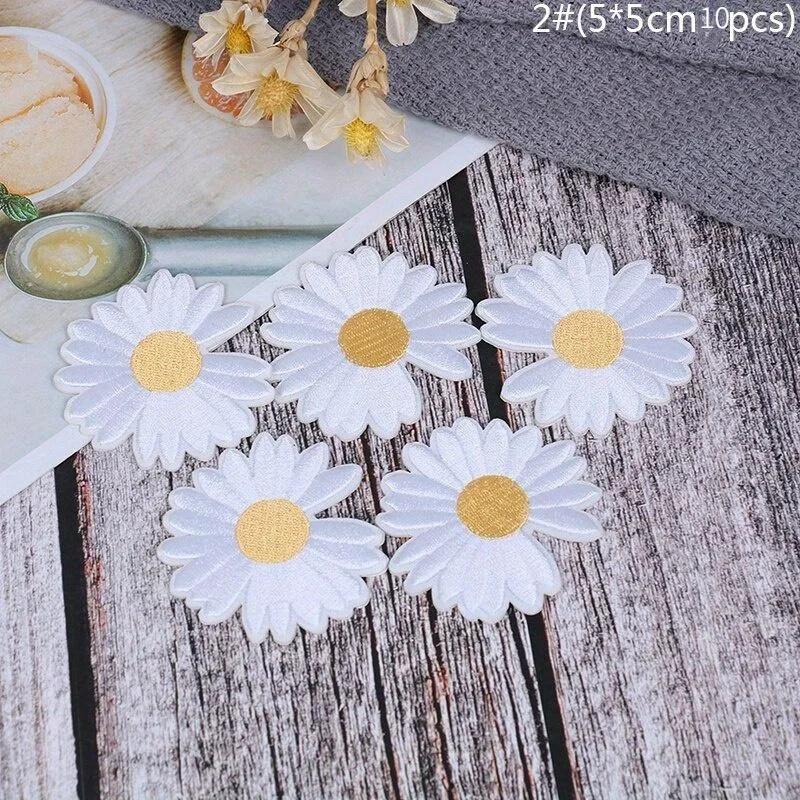 5pcs DIY Small Sun Flower Daisy Embroidery Patches for Clothing Iron on Clothes Sticker Stripe Iron-on Applique Hole Repair