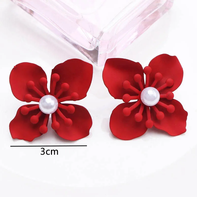 Red Color Women's Hanging Earrings Simulated Pearl Pendants Dangle Earrinsg for Girls Temperament Heart Drop Earrings Jewelry