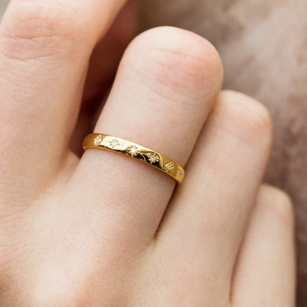 Huitan Korean Style Simple Metal Rings for Women Inlaid Shiny CZ Stone Daily Wearable Accessories Versatile Lady Finger Jewelry
