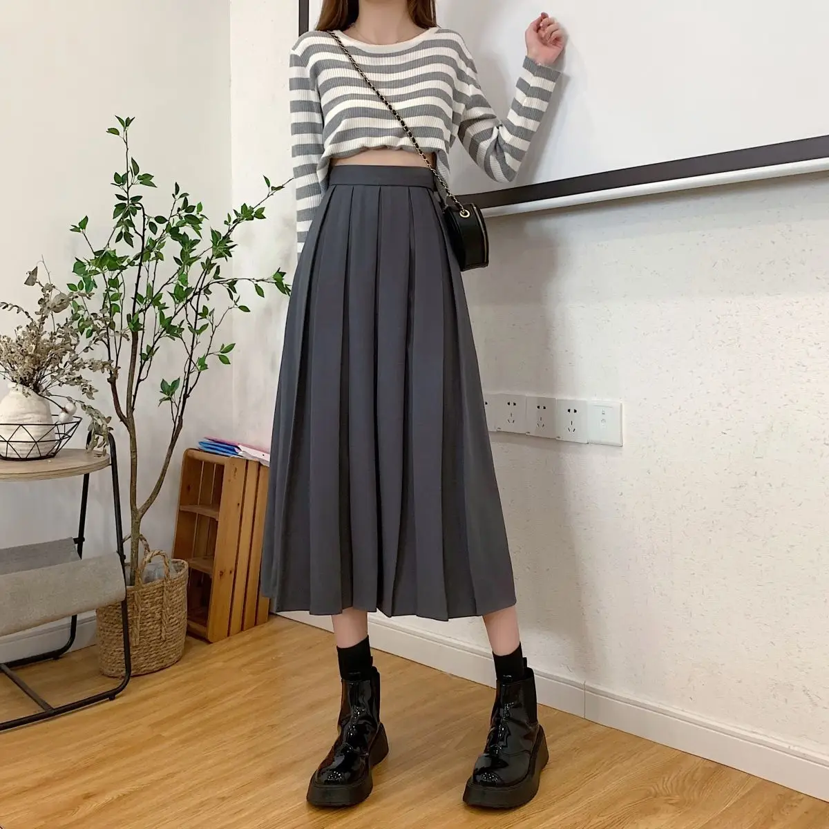Modest Skirts for Women Korean Style Long Black Skirt Women's Pleated Skirt Relaxation Long Skirts for Women Student