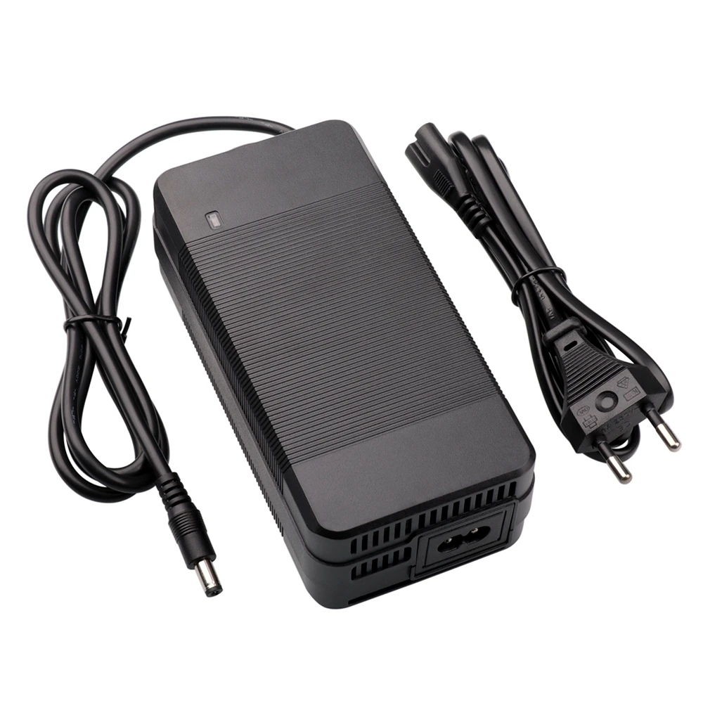 42V 5A Li-ion Battery Charger 10S 36V Lithium Battery Pack Fast Charging Electric Product Charger With Cooling Fan High Quality