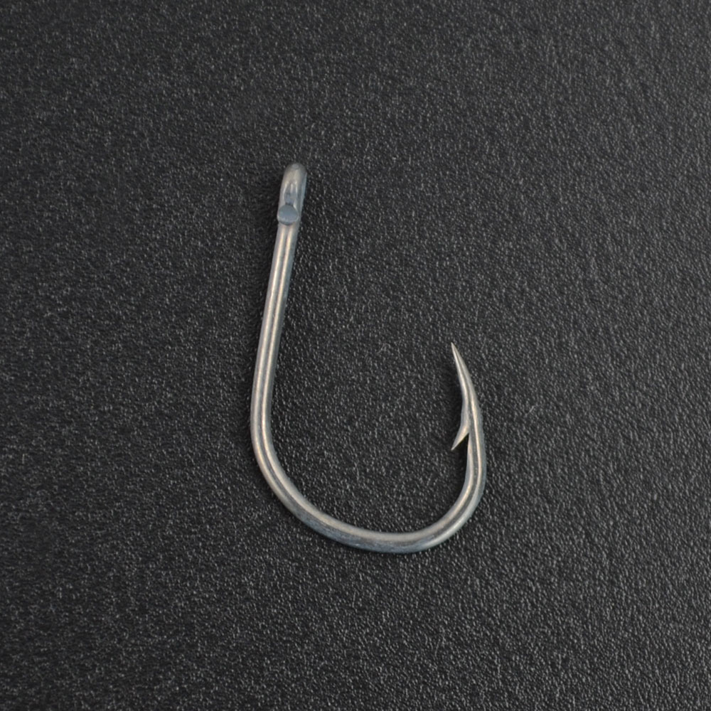 Hirisi 50pcs Barbed Coated Carp Fishing Hooks with Eye Design in Japan Made by High Carbon Steel 8001