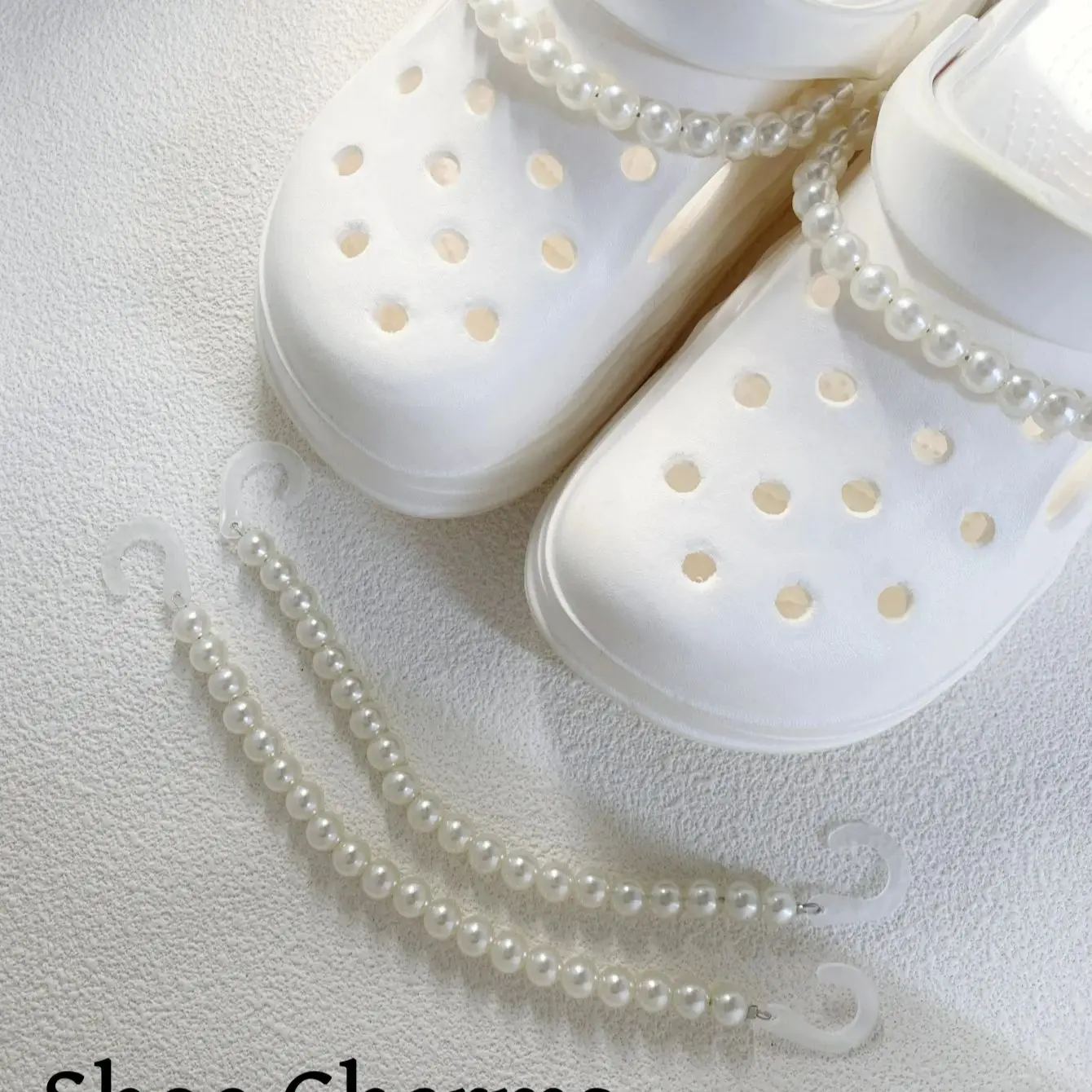2pcs Highlight Artificial Board Shoe Chain Accessories Pearl DIY Removable Chain Garden Shoe Buckle Hole Shoe Accessories Chain