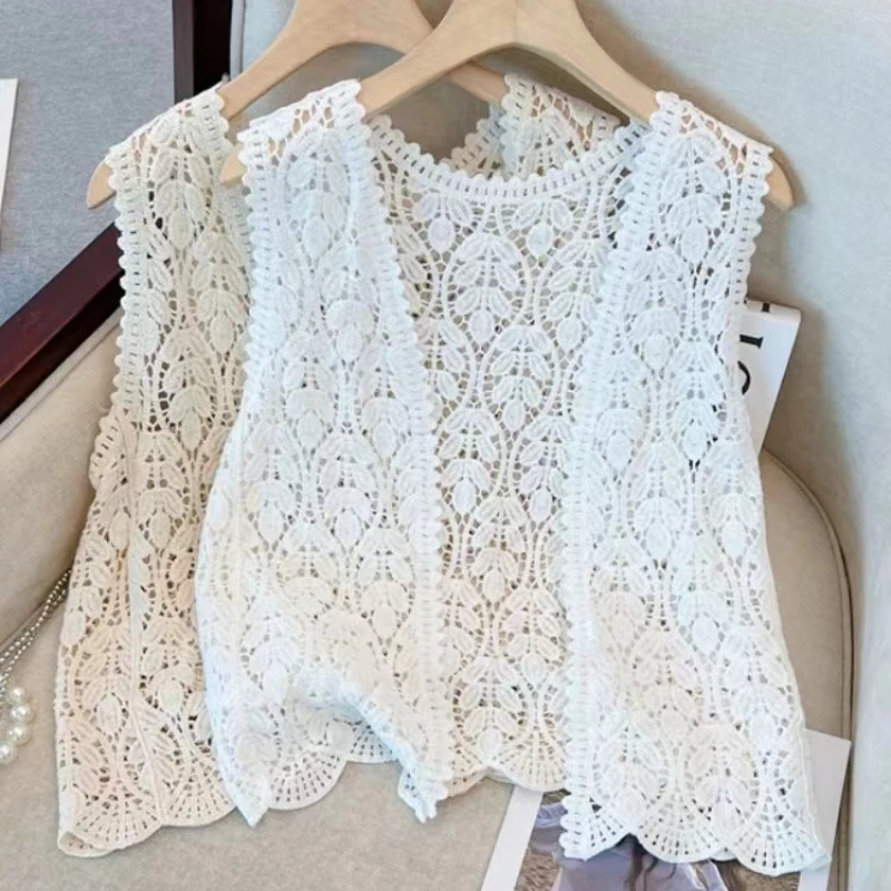 Boho Crochet Knit Vest for Women Cover Up Floral Embroidery Sleeveless Open Front Cardigan Tops Summer Vacation Outfit