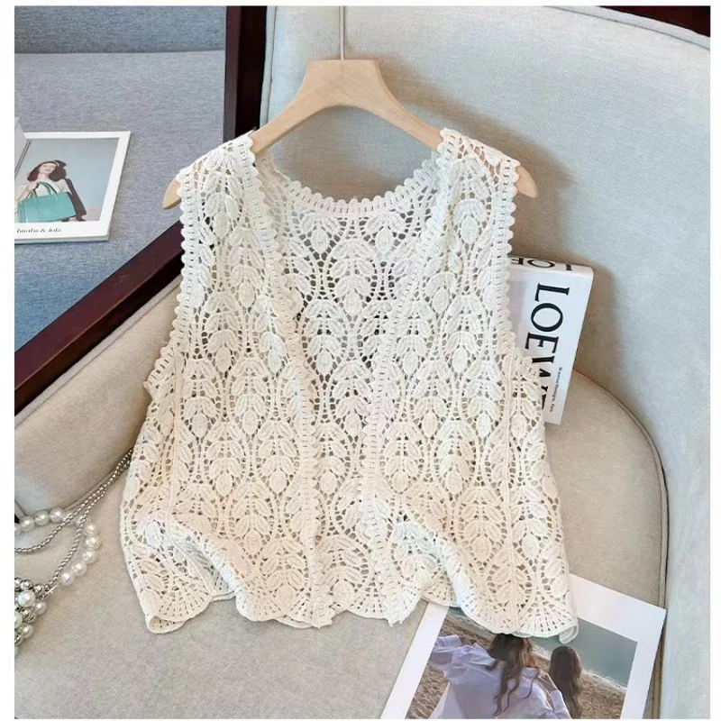 Boho Crochet Knit Vest for Women Cover Up Floral Embroidery Sleeveless Open Front Cardigan Tops Summer Vacation Outfit