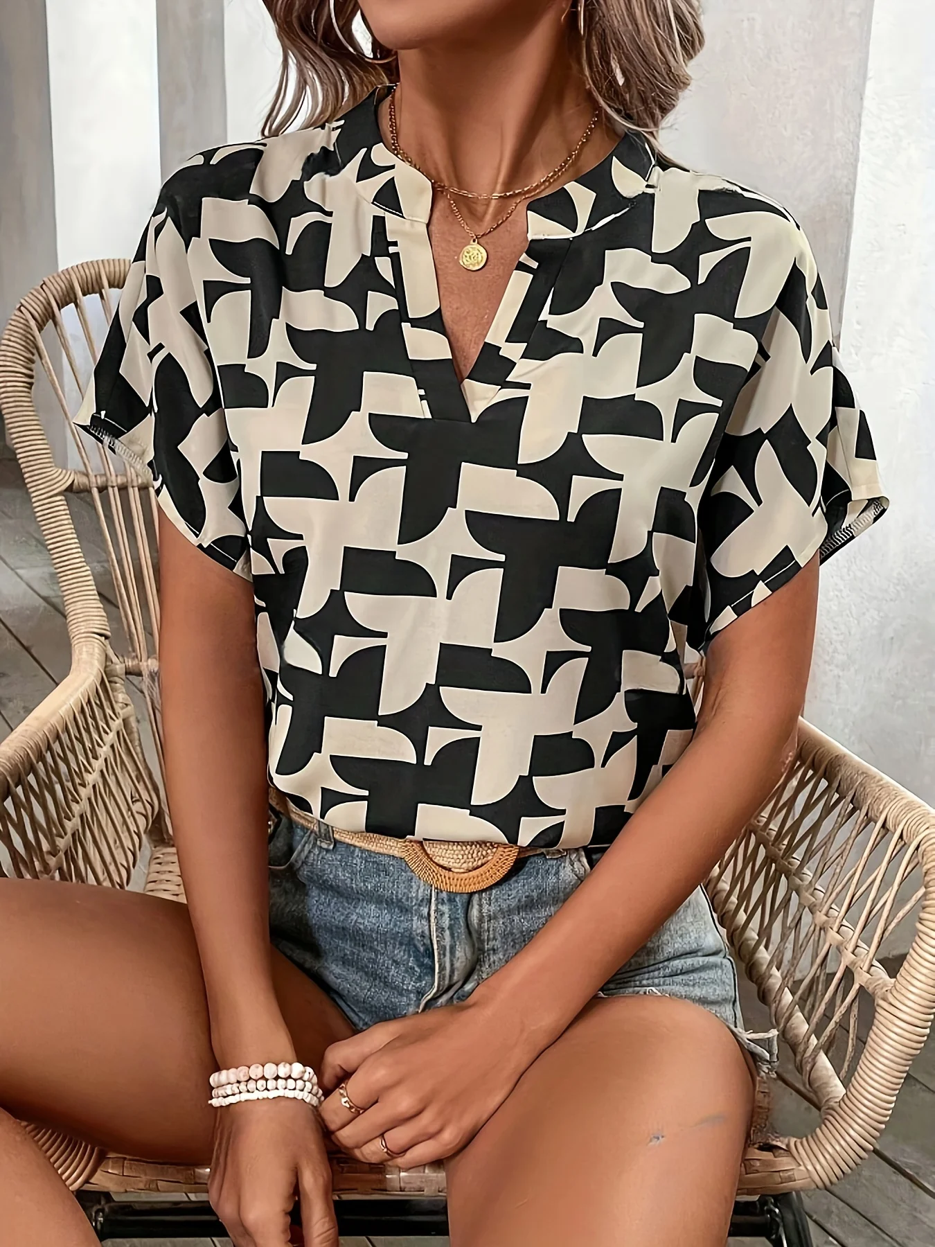 Elegant Summer Women's Print Shirt Casual Office Lady Notched V Neck Batwing Sleeve Blouses Tops