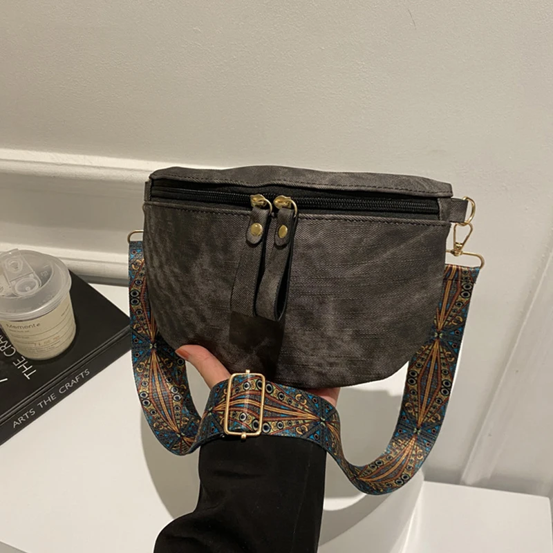 Stylish Hobo Solid Color Satchel Luxury Designer Chest Bag Women's PU Leather Waist Bags Wide Strap Fashion Fanny Shoulder Pack