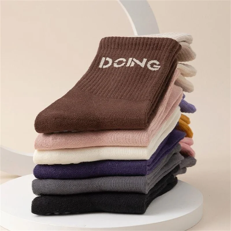 1/2/4/6 Pairs of Yoga Socks Female Medium Length Socks Pure Cotton Anti Slip Silicone Indoor Pilates Women's Sports Sock 2025new