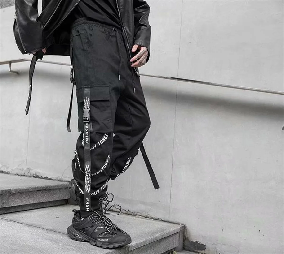 Black Cargo Pants Men Joggers Cargo Trousers for Men Jogging Japanese Streetwear Hip Hop Hippie Techwear Gothic Ribbon Pants