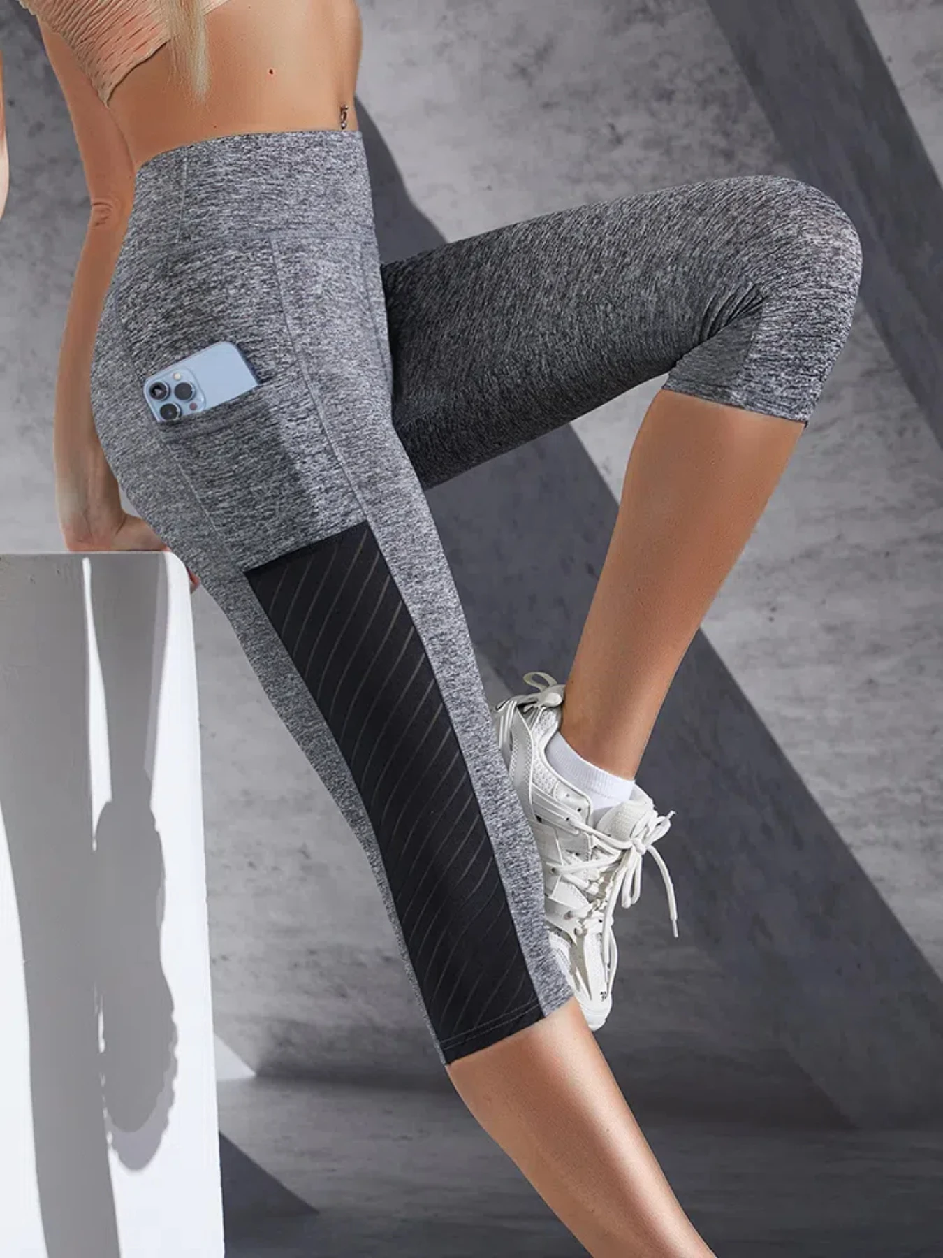 Side Pockets Calf Length Yoga Pants Solid Color high elasticity Leggings High Waist For Women Tummy Control Workout Pants
