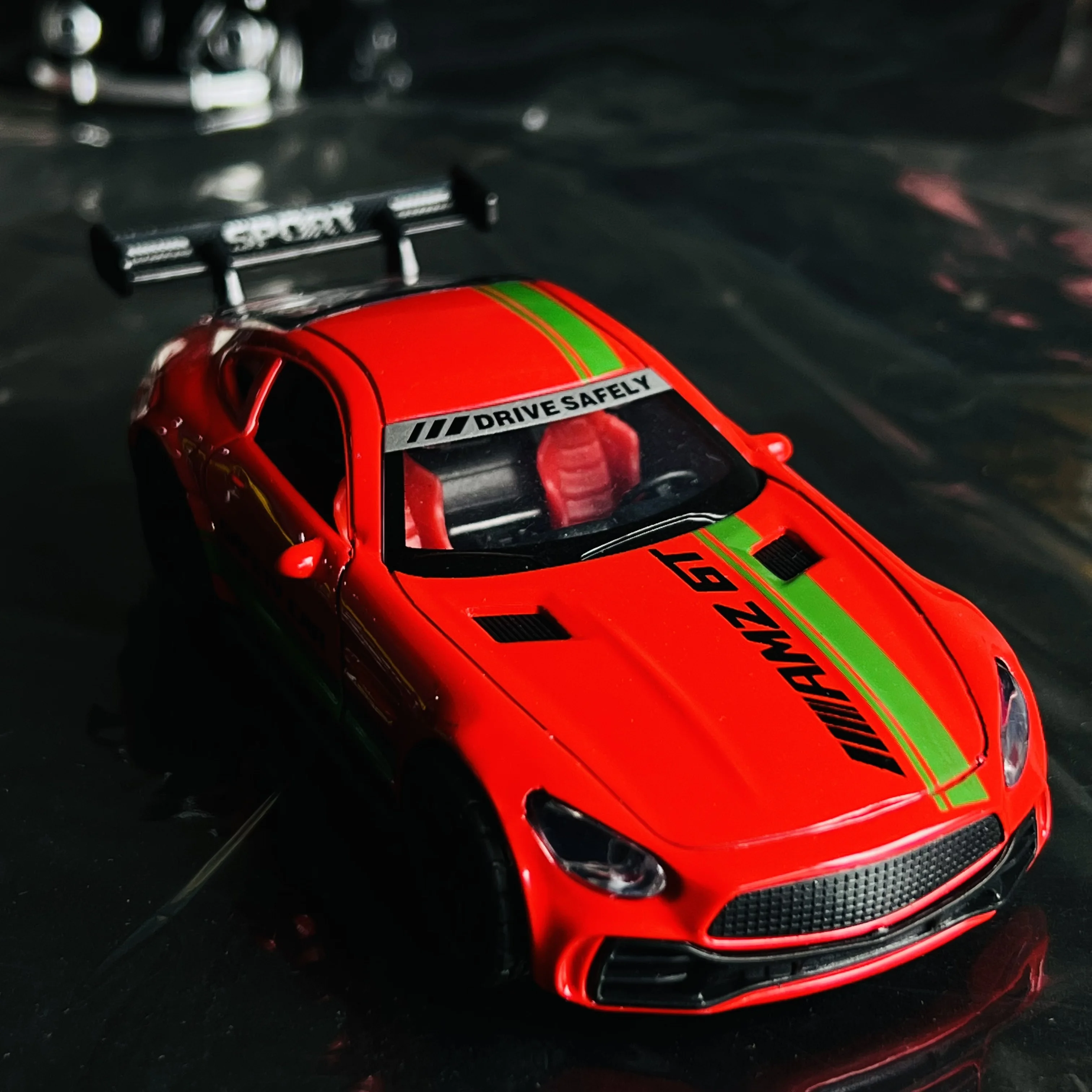 Simulation alloy car model, children's cool sports car model, boys' toy car