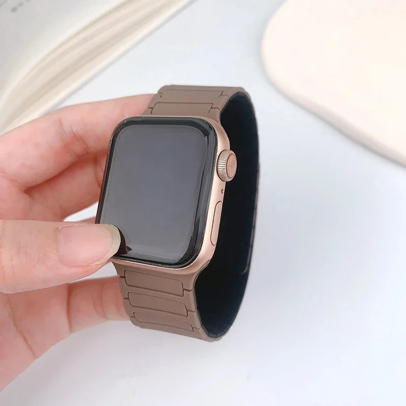 Magnetic Loop for Apple Watch Bands 44mm 40mm 49mm 45mm 41mm 38mm Silicone Bracelet iWatch Series 9 8 7 6 5 4 3 Se ultra 2 strap