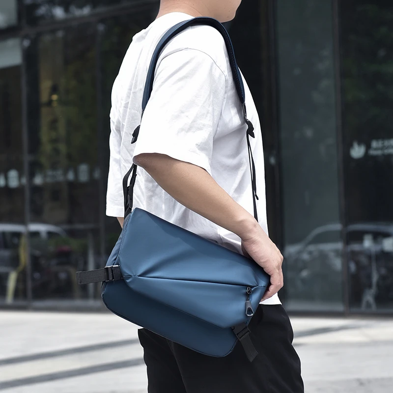 Trendy and Minimalist Men's Outdoor Tactical Waterproof Men's Bag Single Shoulder Bag Large Capacity Wear-Resistant Sports Cross