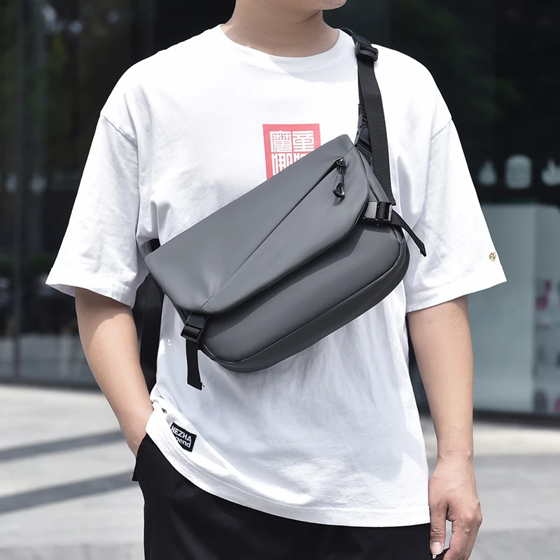 Trendy and Minimalist Men's Outdoor Tactical Waterproof Men's Bag Single Shoulder Bag Large Capacity Wear-Resistant Sports Cross