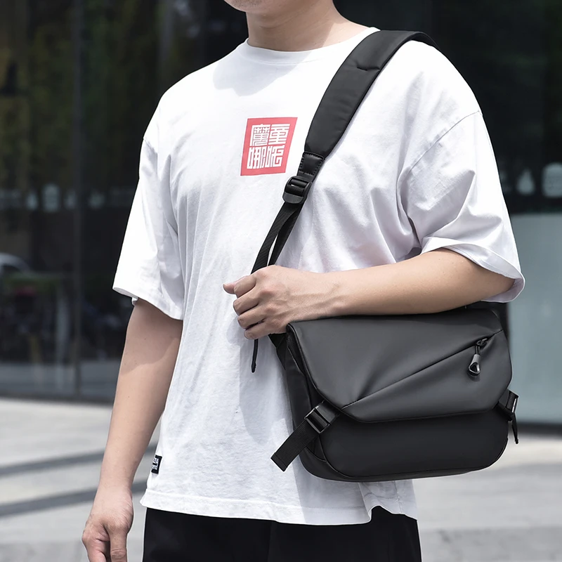 Trendy and Minimalist Men's Outdoor Tactical Waterproof Men's Bag Single Shoulder Bag Large Capacity Wear-Resistant Sports Cross