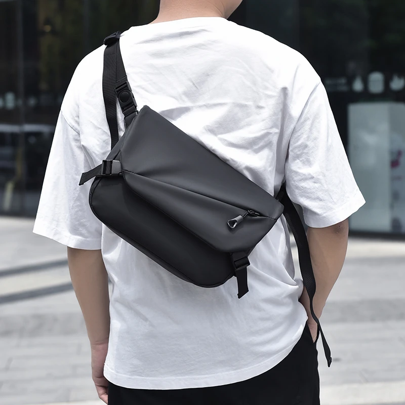 Trendy and Minimalist Men's Outdoor Tactical Waterproof Men's Bag Single Shoulder Bag Large Capacity Wear-Resistant Sports Cross