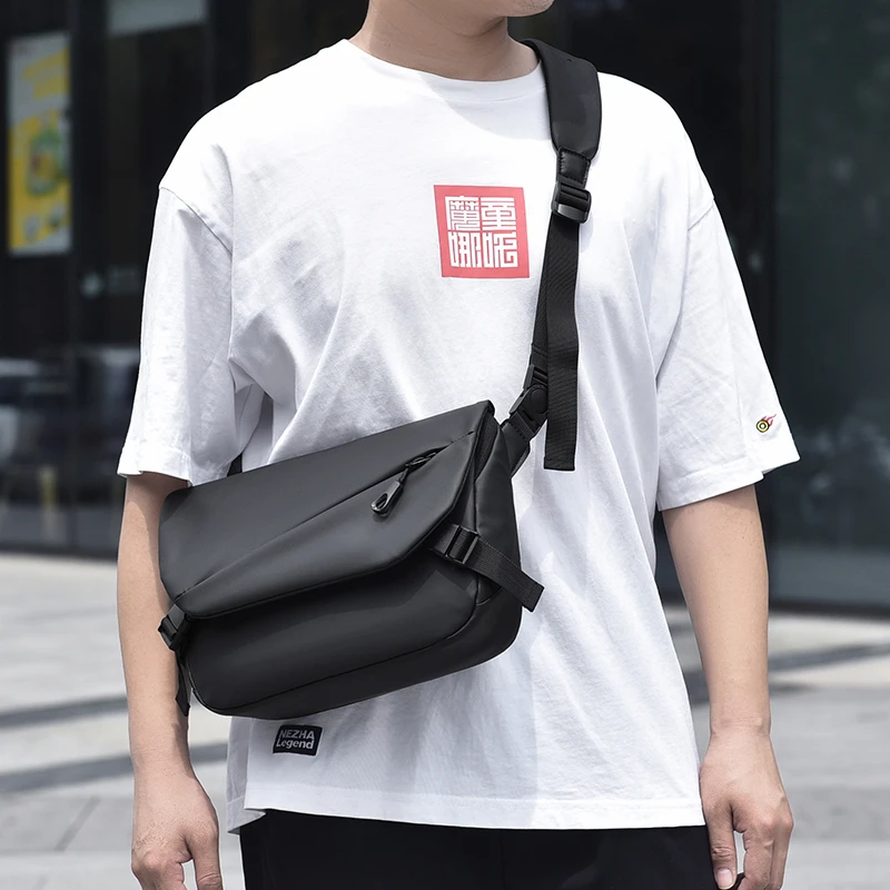 Trendy and Minimalist Men's Outdoor Tactical Waterproof Men's Bag Single Shoulder Bag Large Capacity Wear-Resistant Sports Cross