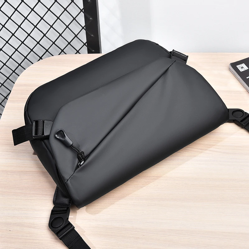 Trendy and Minimalist Men's Outdoor Tactical Waterproof Men's Bag Single Shoulder Bag Large Capacity Wear-Resistant Sports Cross