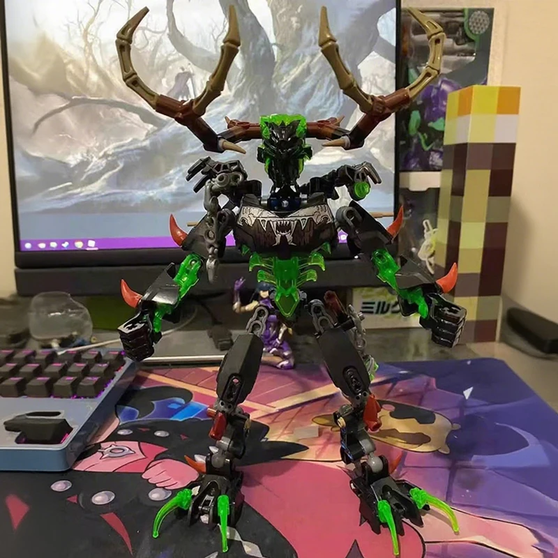 New Bionicle Creature Master of the Golden Mask Building Blocks Fire Uniter Tahu Combined Robot Mech Bricks Toys For Boys Gifts