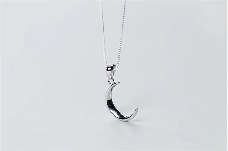Korean Style New Fashion Sweet Moon 925 Sterling Silver Jewelry Temperament Crescent Clavicle Chain Pendant Necklaces XL031