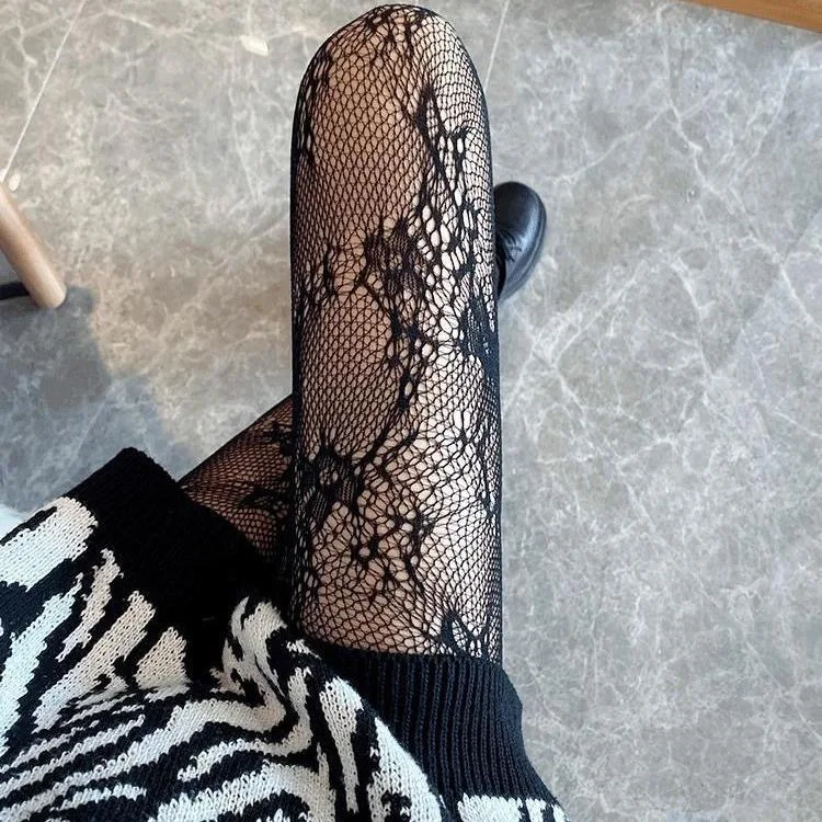 Japanese Lolita Retro Floral Rattan White Stocking Hot Tights Classic Lolita Hollowed Out Lace Mesh Stockings Bottomed Pantyhose