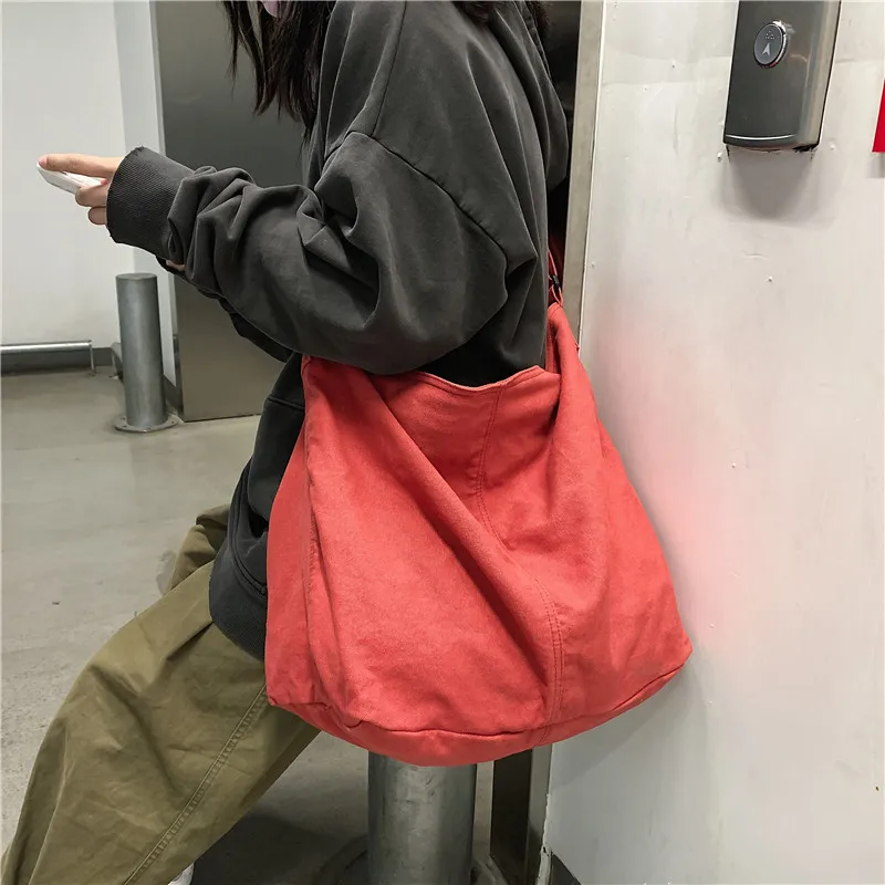 HOCODO New Bags for Women 2022 Canvas Shoulder Bag Fashion Large Capacity Handbags Female Casual Travel Bags Soft Crossbody Bags