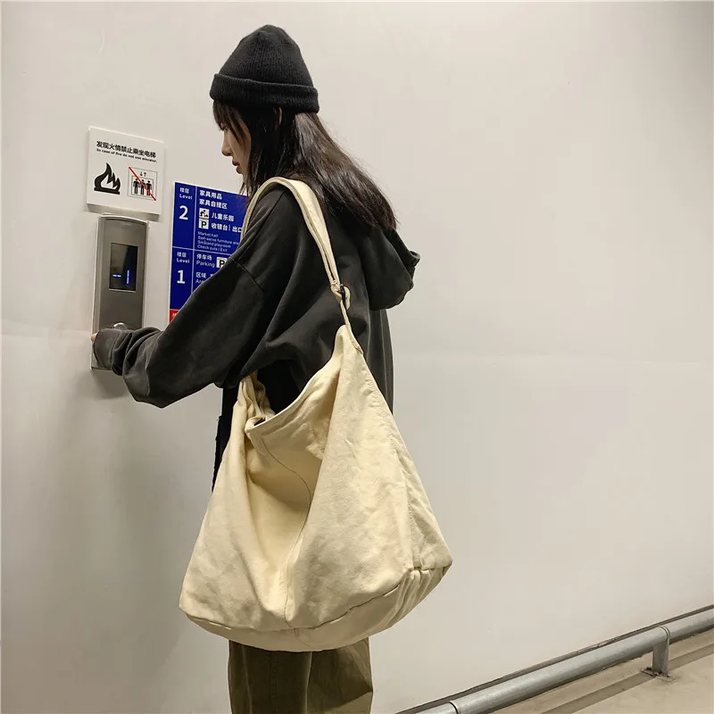 HOCODO New Bags for Women 2022 Canvas Shoulder Bag Fashion Large Capacity Handbags Female Casual Travel Bags Soft Crossbody Bags