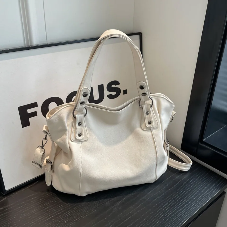 Women's Large Capacity Shoulder Casual Tote Bag Laptop Roomy Handbag Soft Leather Crossbody Business Black Big Bag A4 Sac A Main