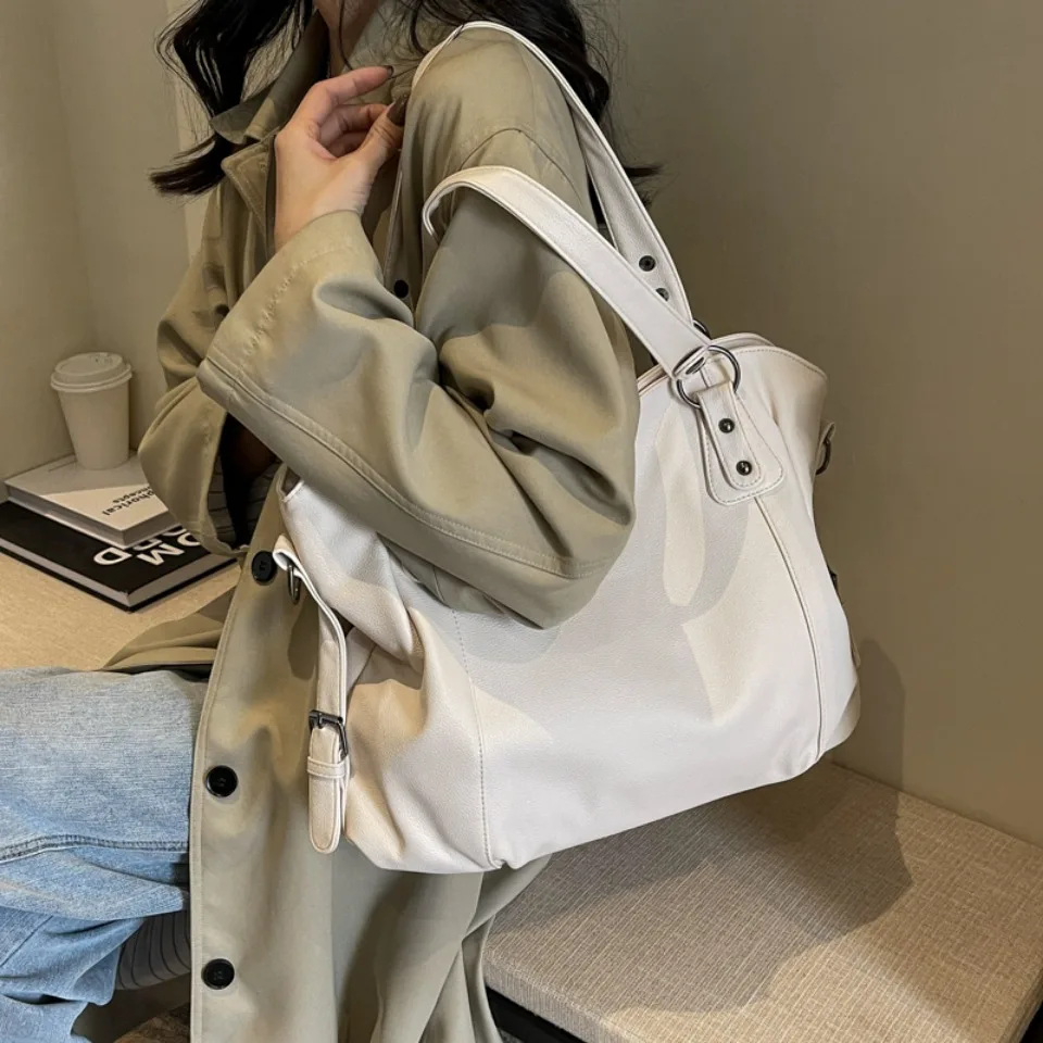 Women's Large Capacity Shoulder Casual Tote Bag Laptop Roomy Handbag Soft Leather Crossbody Business Black Big Bag A4 Sac A Main