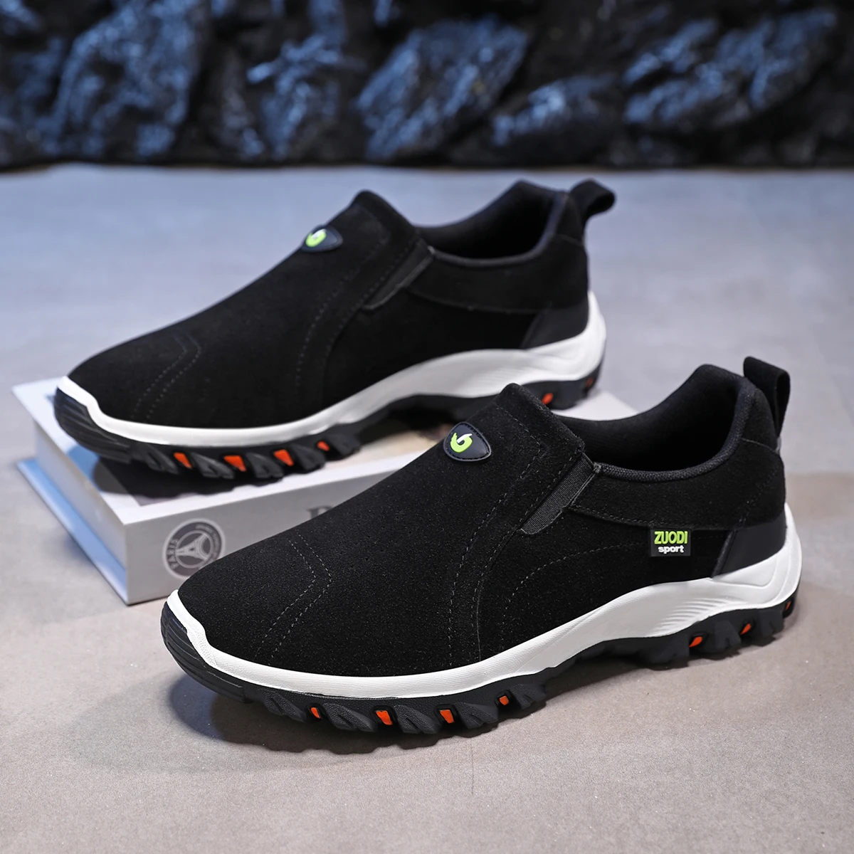 New Men's Casual Sports Shoes PU Leather Mountaineering Travel Shoes Men's Outdoor Lightweight And Comfortable Walking Shoes