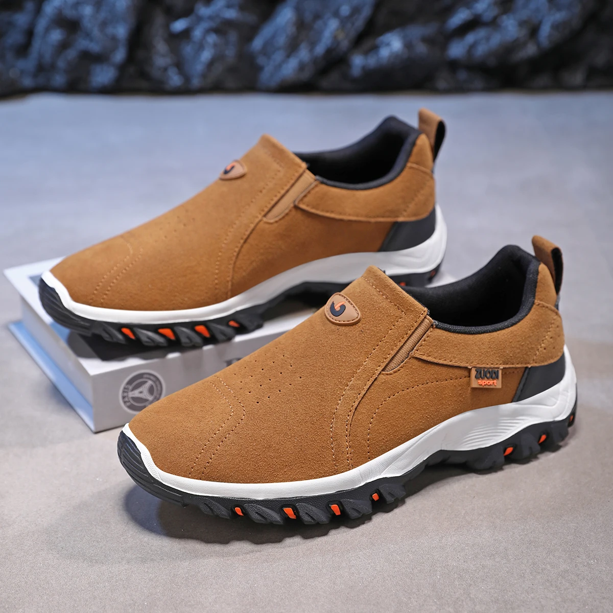 New Men's Casual Sports Shoes PU Leather Mountaineering Travel Shoes Men's Outdoor Lightweight And Comfortable Walking Shoes