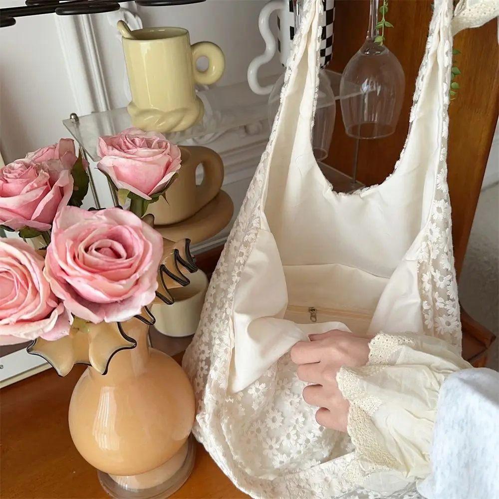 Elegant Sweet Daisy Flower Shoulder Bag Nylon Pastoral Style Bohemian Handbag Underarm Bag Lightweight Beach Bag Girls