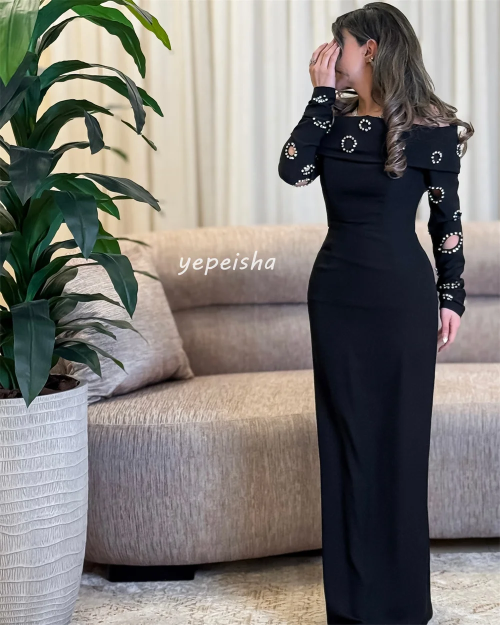 Customized Modern Style Fashion Jersey Rhinestone Pleat Straight Off-the-shoulder Long Dresses Bespoke Occasion Dresses Classic