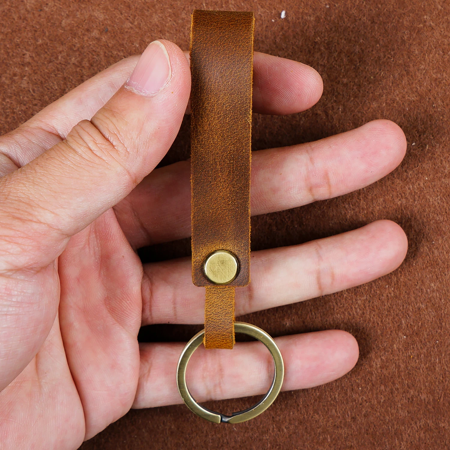 Premium Top Grain Leather Keychain for Audi/VW Cars - Luxury Genuine Leather Keyring Unisex Minimalist Creative Gift Accessory