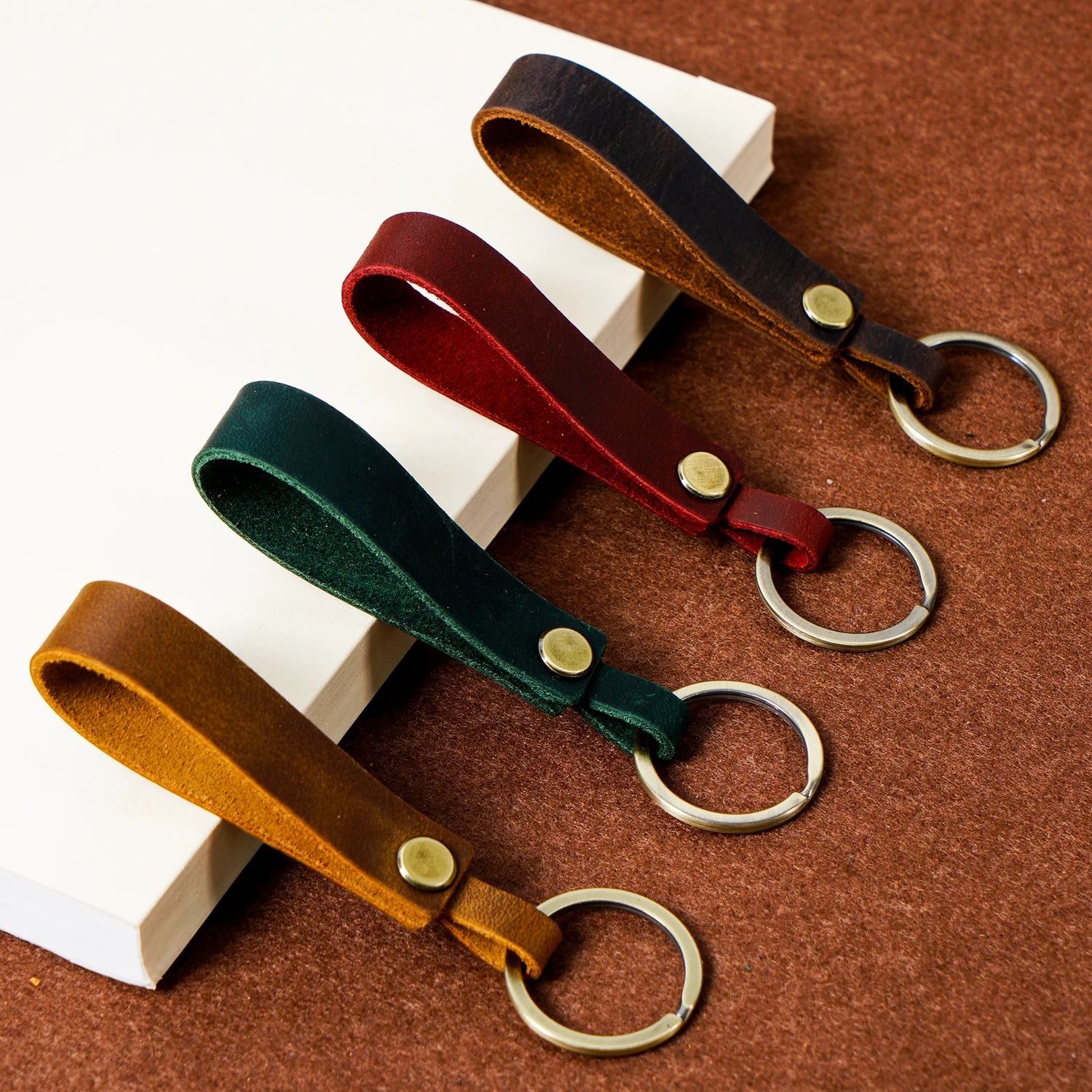 Premium Top Grain Leather Keychain for Audi/VW Cars - Luxury Genuine Leather Keyring Unisex Minimalist Creative Gift Accessory