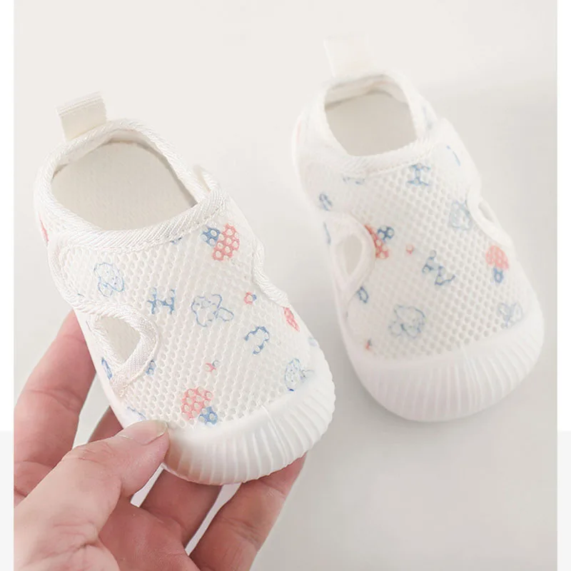 2026 New Newborn Baby Breathable Mesh Sandals Hollow Out Infant Girls Boys Soft First Walker Shoes Spring Summer Baby Sandals