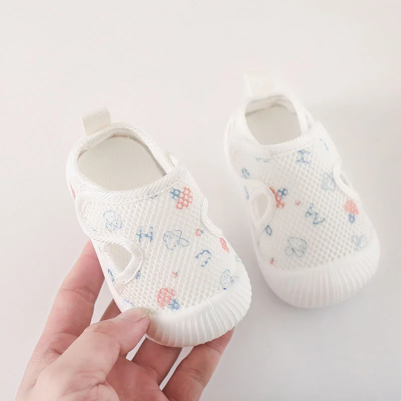 2026 New Newborn Baby Breathable Mesh Sandals Hollow Out Infant Girls Boys Soft First Walker Shoes Spring Summer Baby Sandals
