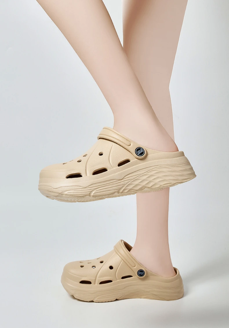 Women Clogs New Arrival Thick Platform Sandals Comfortable Fashion Slippers Summer Beach Slides