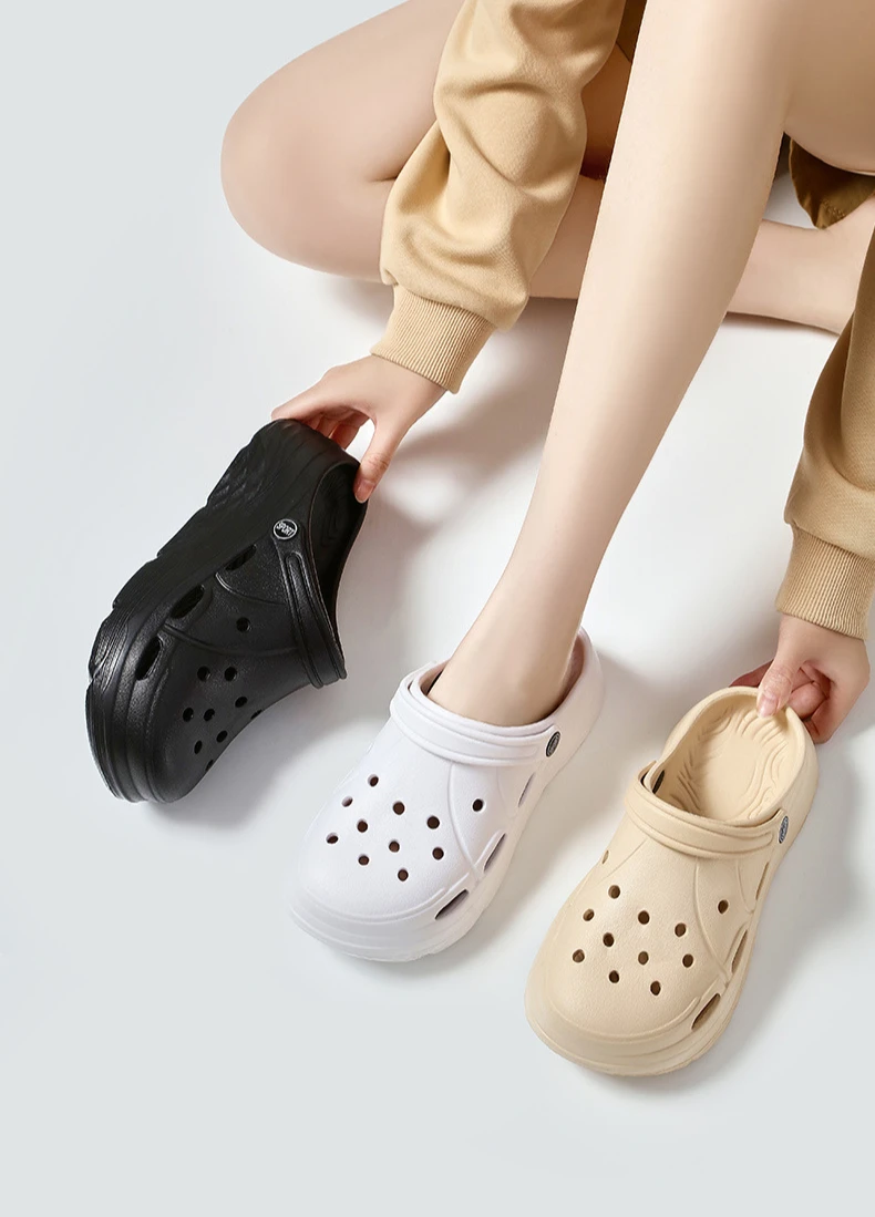 Women Clogs New Arrival Thick Platform Sandals Comfortable Fashion Slippers Summer Beach Slides