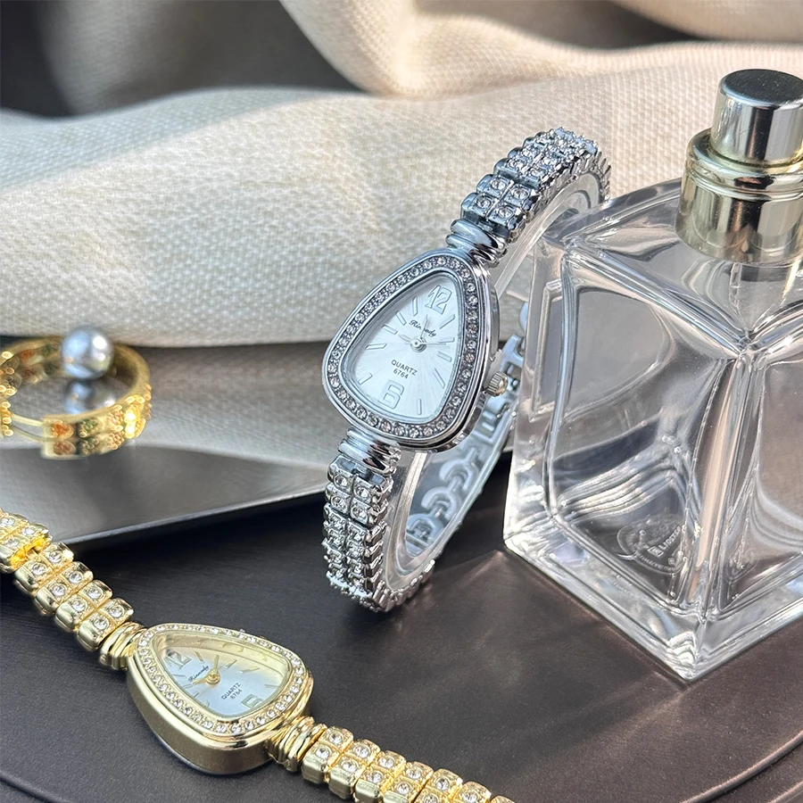 Women's Diamond-Set Snakehead Alloy Case Sun Stripe Scale Diamond-Set Fine Bracelet Quartz Watch Luxury Women's Watch