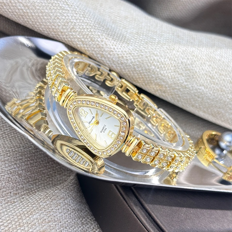 Women's Diamond-Set Snakehead Alloy Case Sun Stripe Scale Diamond-Set Fine Bracelet Quartz Watch Luxury Women's Watch