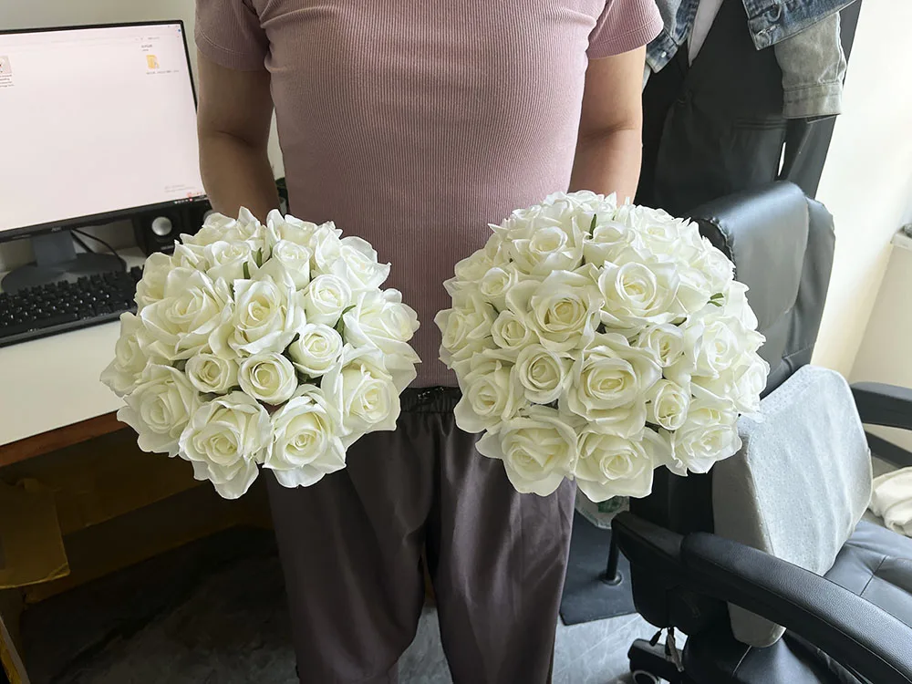 Bride Bridesmaids Bouquet Wedding Flowers Accessories Boutonniere Men White Silk Roses Artificial Bridal Bouquet Centrepiece