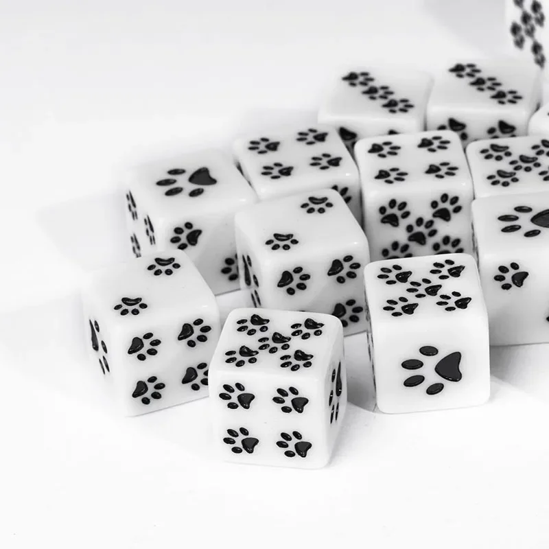 10 Pcs/lot Bear's Paw Pattern Puzzle Game 6 Sided Dice Game Accessory 15.8mm