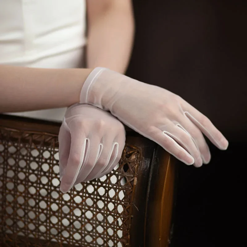 Korean Simple Short White Transparent Mesh Flower Pearl Wedding Dresses Gloves For Bride Evening Parties Etiquette Accessories