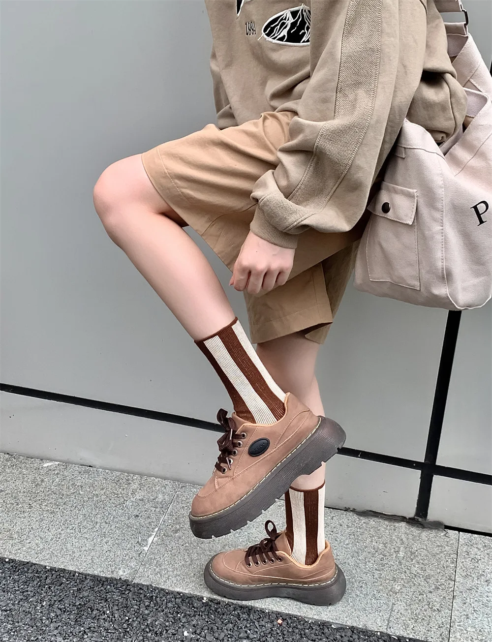 1Pairs Striped Funny Socks Korean Japanese Man Women Design Unisex Fashion Trendy Crew Stockings
