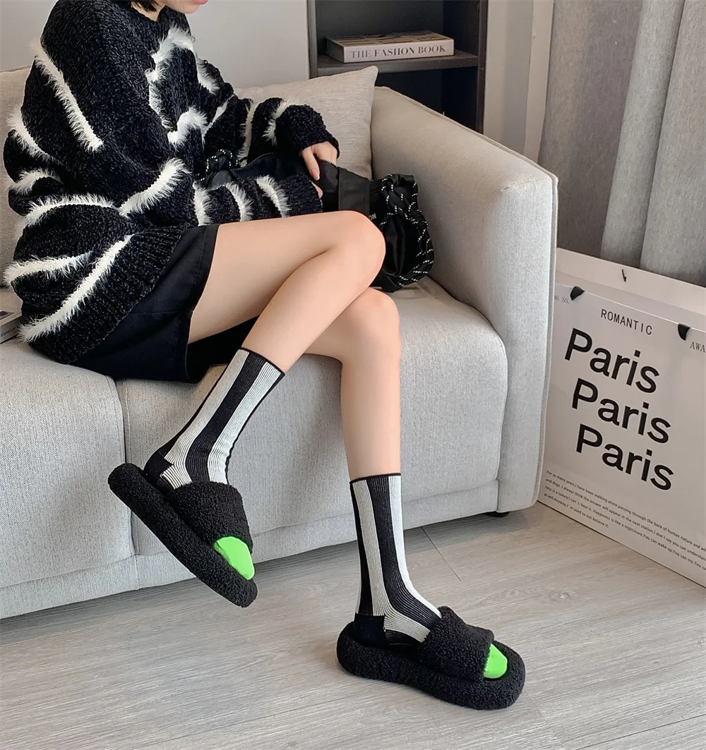 1Pairs Striped Funny Socks Korean Japanese Man Women Design Unisex Fashion Trendy Crew Stockings