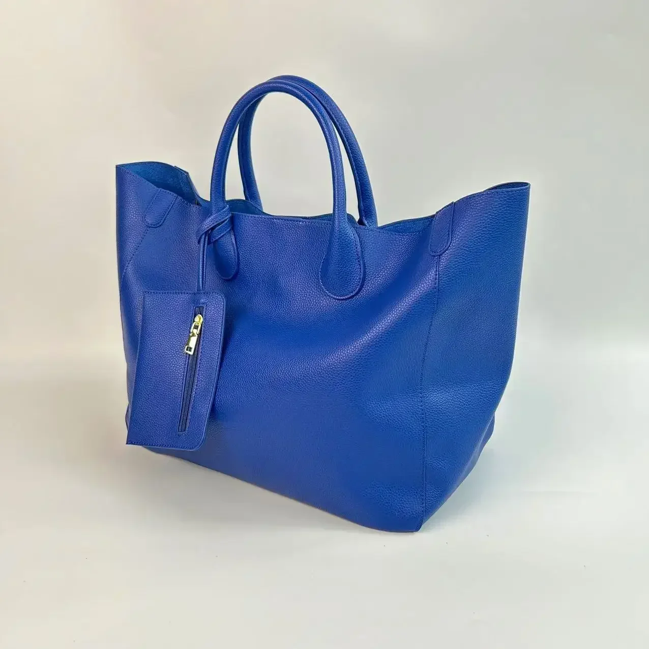 Ladies' fashionable vegan leather oversized handbag with large capacity, simple and versatile shopping bag